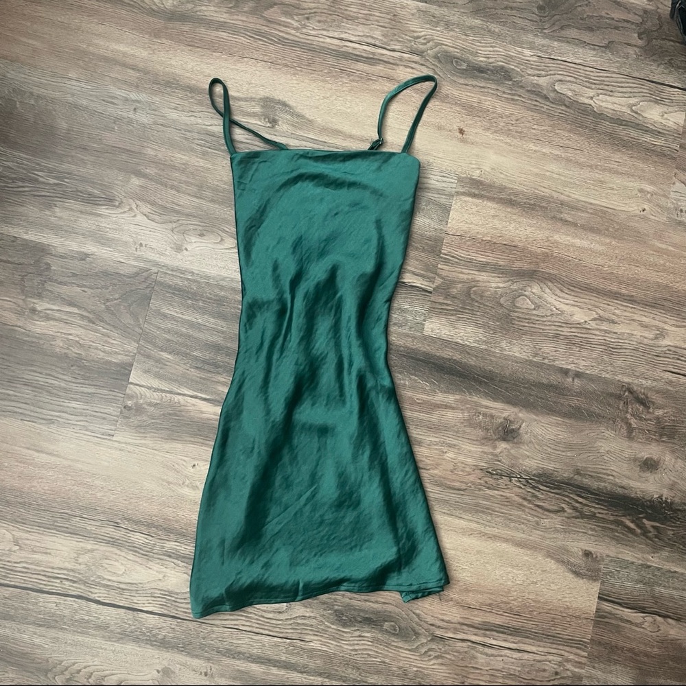 Beginning Boutique Green Satin Dress Lace Up Back